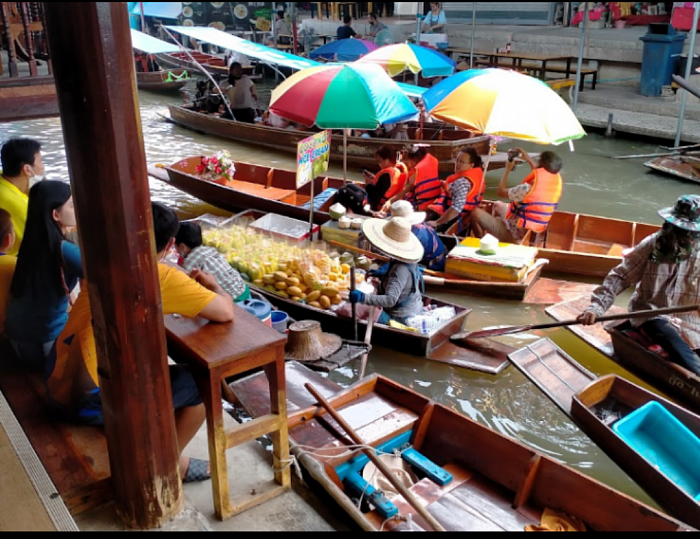 ตลาดน้ำดำเนินสะดวกDamnoen Saduak Floating Market